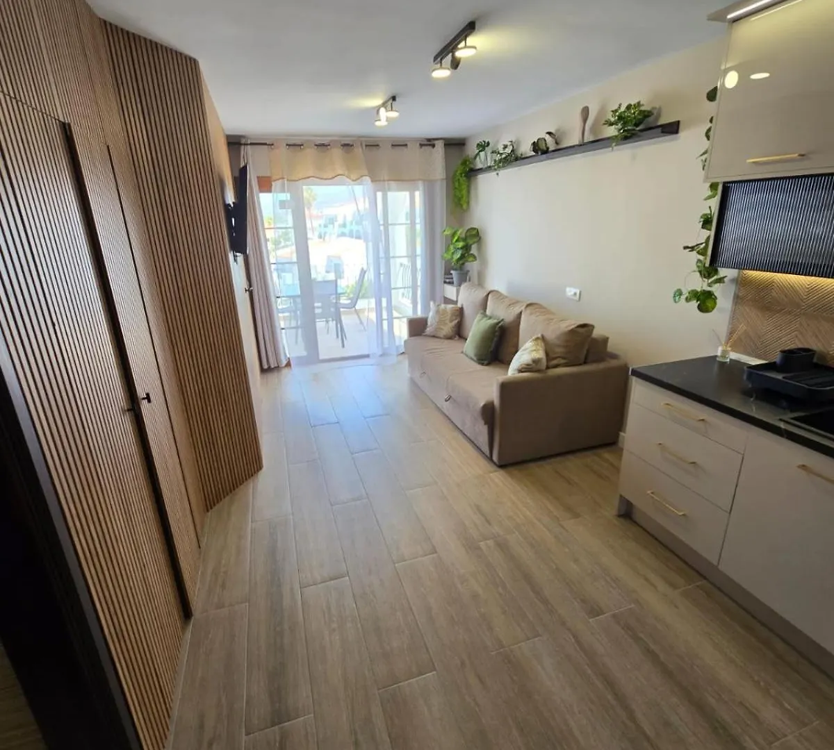 Eva-Winsdor Park Apartamento Costa Adeje  Costa Adeje (Tenerife)